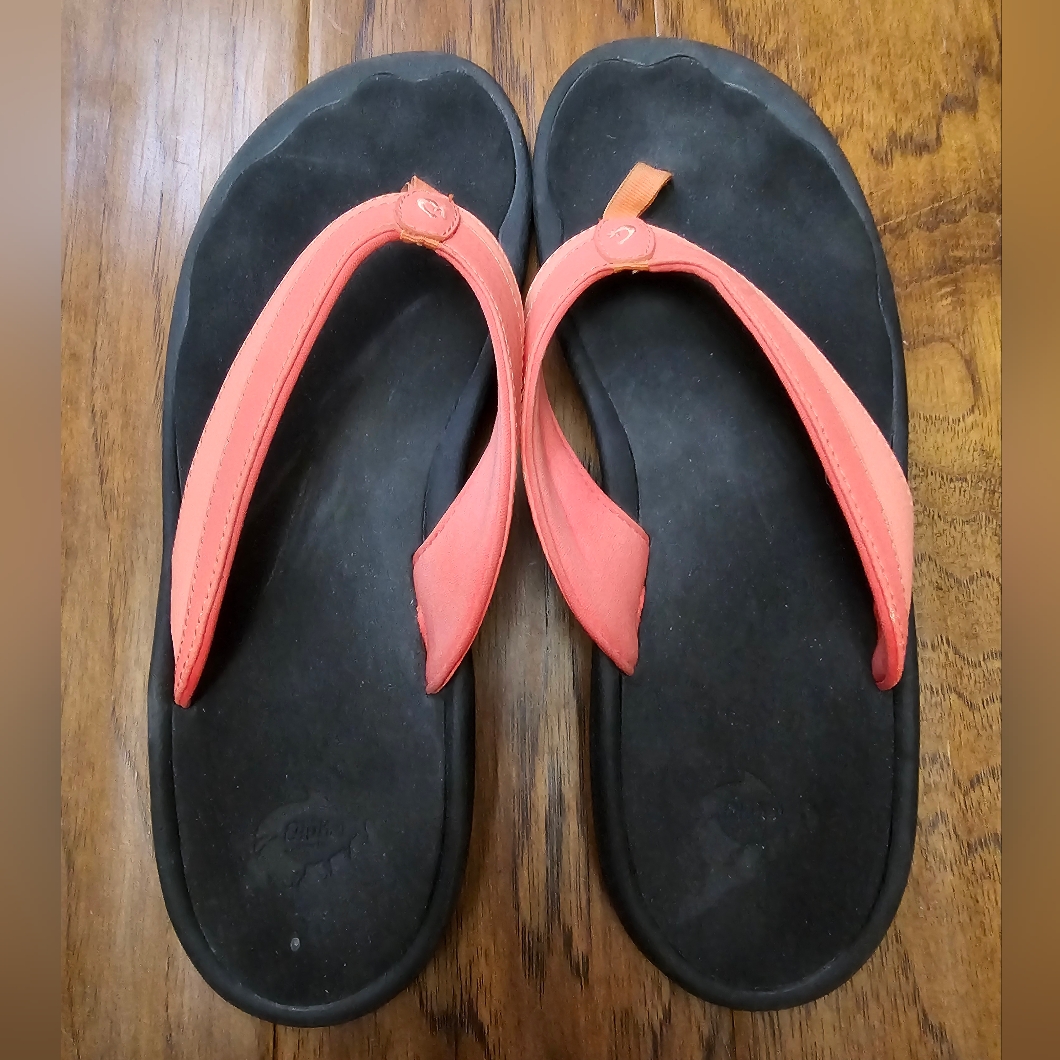 Olukia Sandles Women's Sz 10